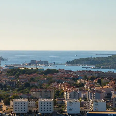 Vila Casa Canziana For 6 People With Private Pool In *