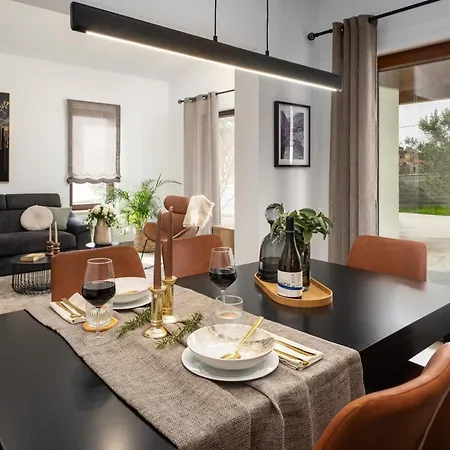 Casa Canziana For 6 People With Private Pool In *