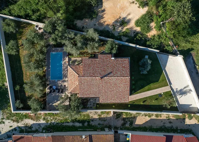 Casa Canziana For 6 People With Private Pool In Pula