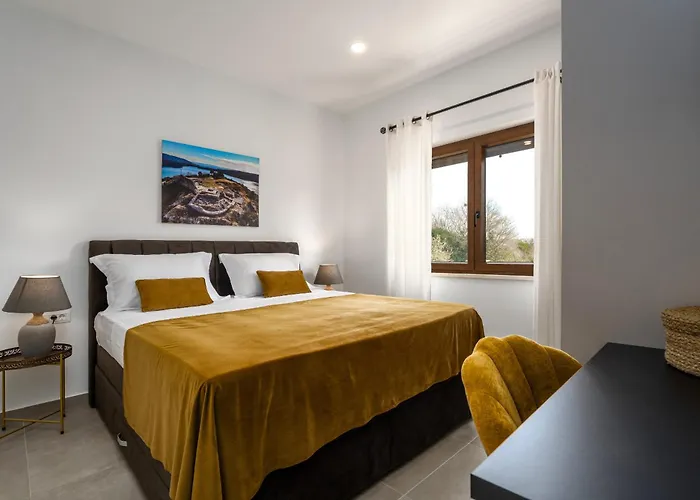 Casa Canziana For 6 People With Private Pool In *