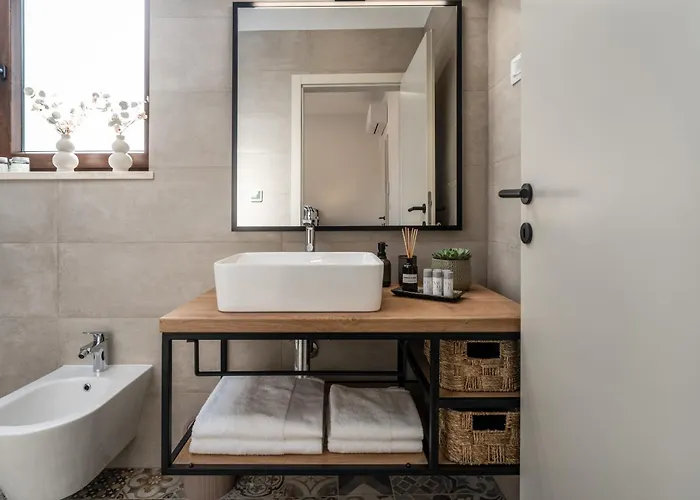 Vila Casa Canziana For 6 People With Private Pool In