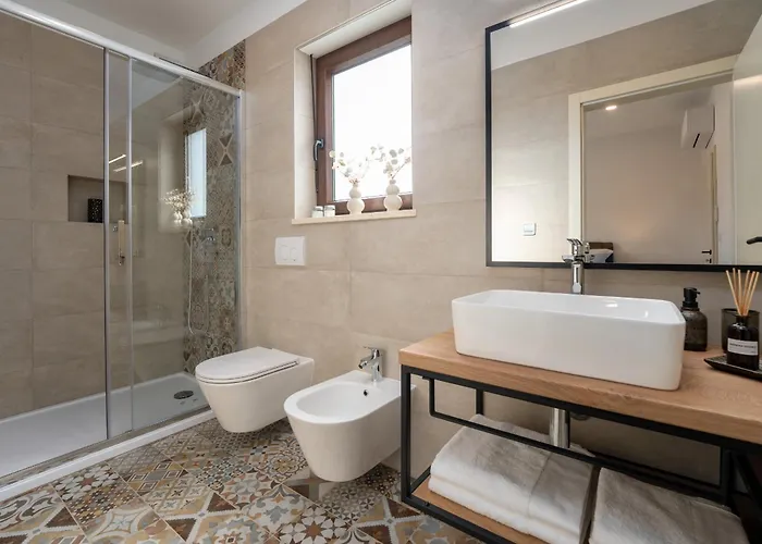 Casa Canziana For 6 People With Private Pool In Pula