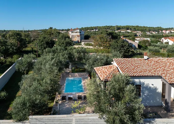 Casa Canziana For 6 People With Private Pool In * Pula