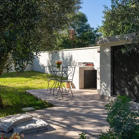 Βίλα Casa Canziana For 6 People With Private Pool In